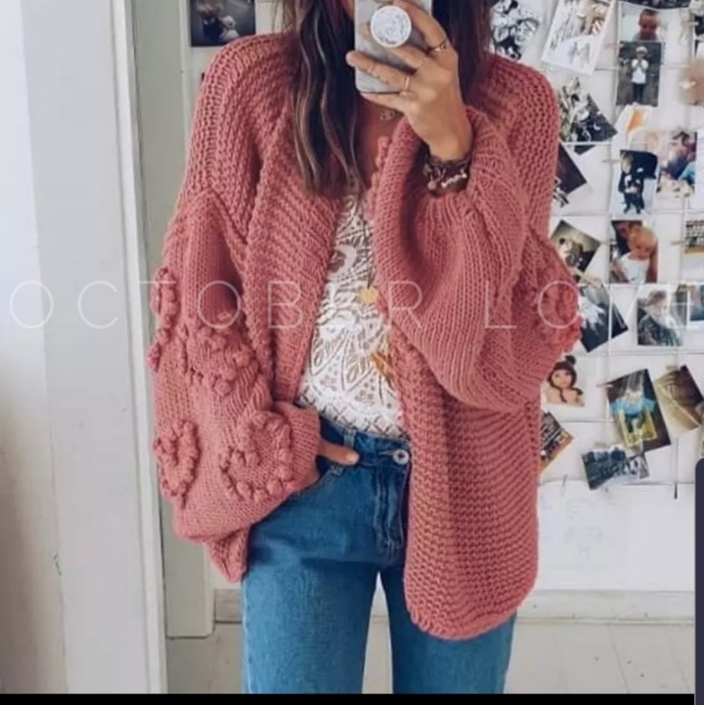 CHUNKY KNIT SWEATERS ARE HERE!  O